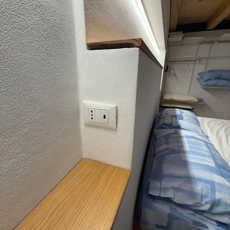 Casa Samy * Ντεζεντσάνο ντελ Γκάρντα